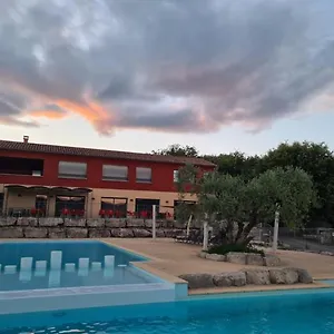 Hébergement de vacances Rev'ôthijol Saint Alban Auriolles